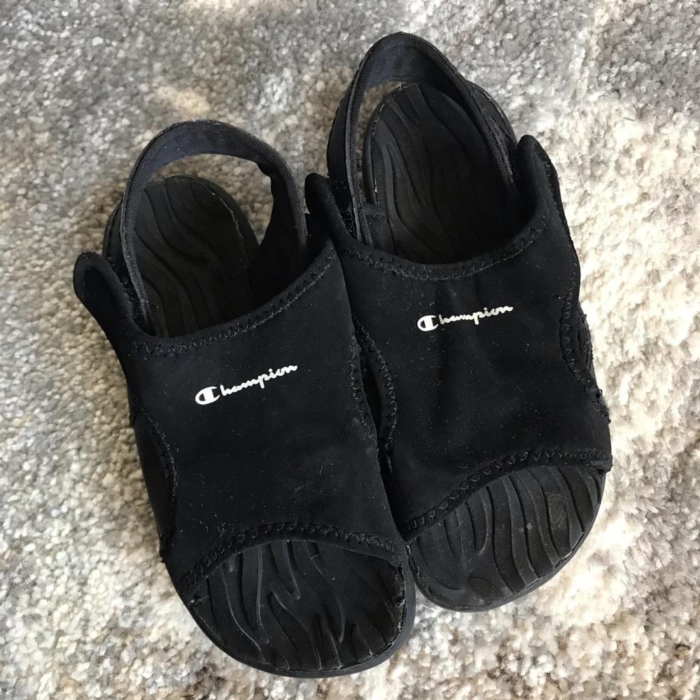 Champion lightweight sandals size 10